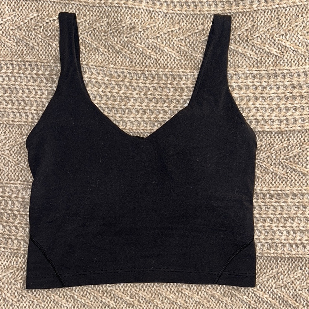 lululemon Energy Longline Bra
Medium Support lightly worn